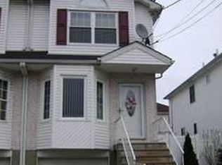 79 Arthur Ave, Staten Island, NY 10305