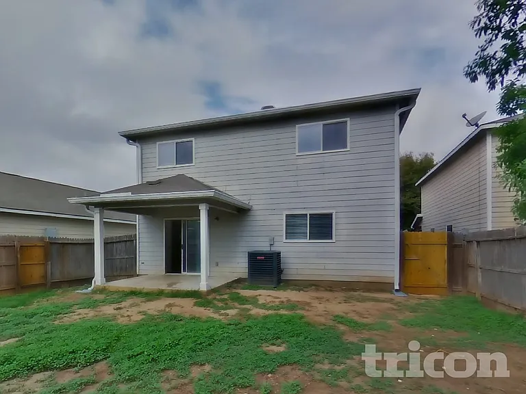 8230 Deer Creek Run — Photo 16