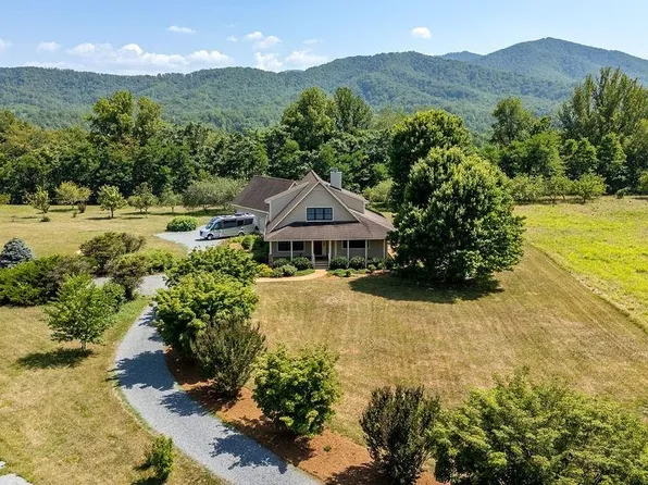 450 Phillips Ln, Nellysford, VA 22958