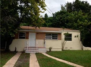 985 NE 126th St, North Miami, FL 33161