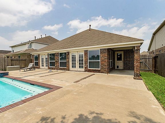 4th image of 18623 Cypress Lake Village Dr