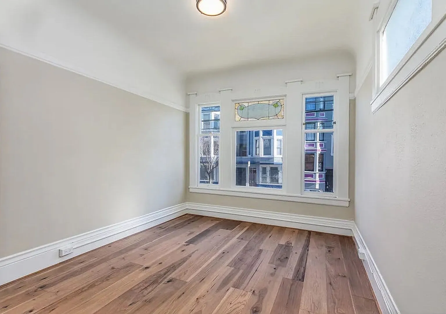 112-118 Shotwell Street (1016r) — Photo 2