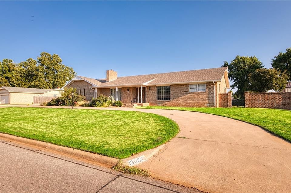 1st image of 1305 Walters Way