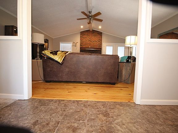 5th image of 2824 Clayton Dr