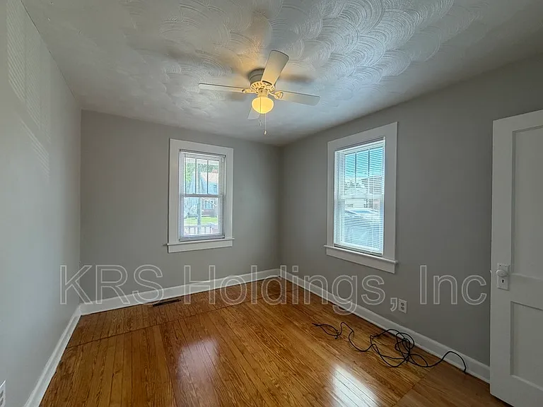 3313 Williams St — Photo 6