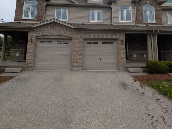 30 Oldfield Dr, Guelph, ON N1L 0K6