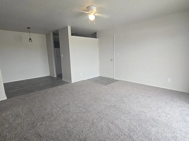 802 Ruth Ann Dr #17A — Photo 4