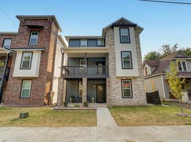 308 S Hampton Ave, Springfield, MO