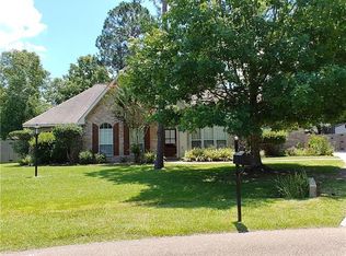 2724 Valley Ct, Mandeville, LA 70448