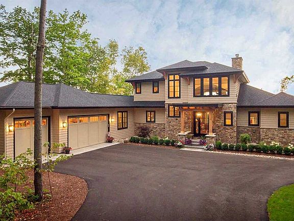 3rd image of 11649 Summerhill Way