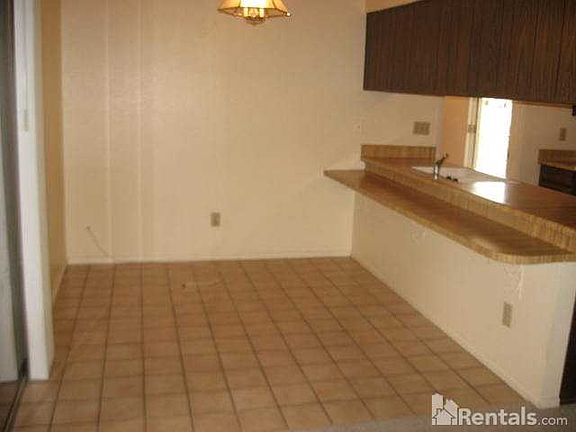 3rd image of 3455 E Capri Ave