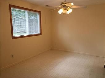 5th image of 10217 129th Ave N