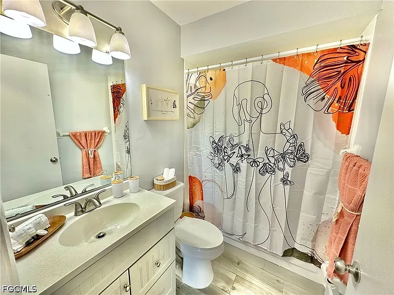 4903 Vincennes St #210 — Photo 6