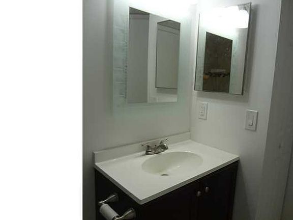4th image of 1018 Coral Club Dr #1018