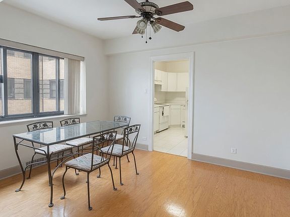 3rd image of 5057 N Marine Dr #A5