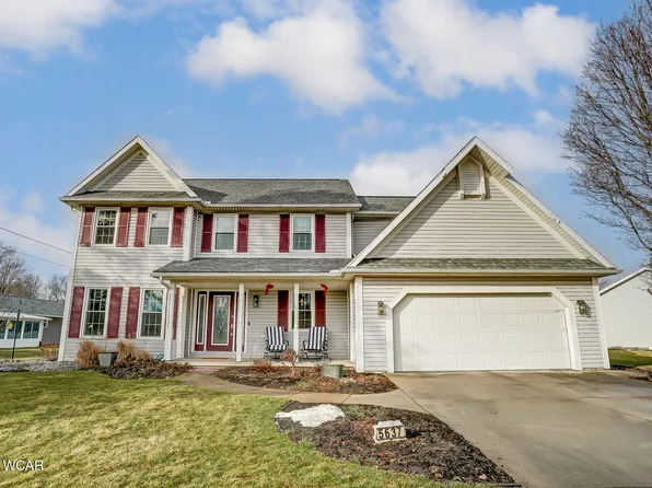5637 Clover Ridge Dr, Lima, OH 45807