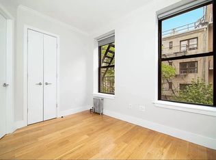 515 W 47th St #5D, New York, NY 10036