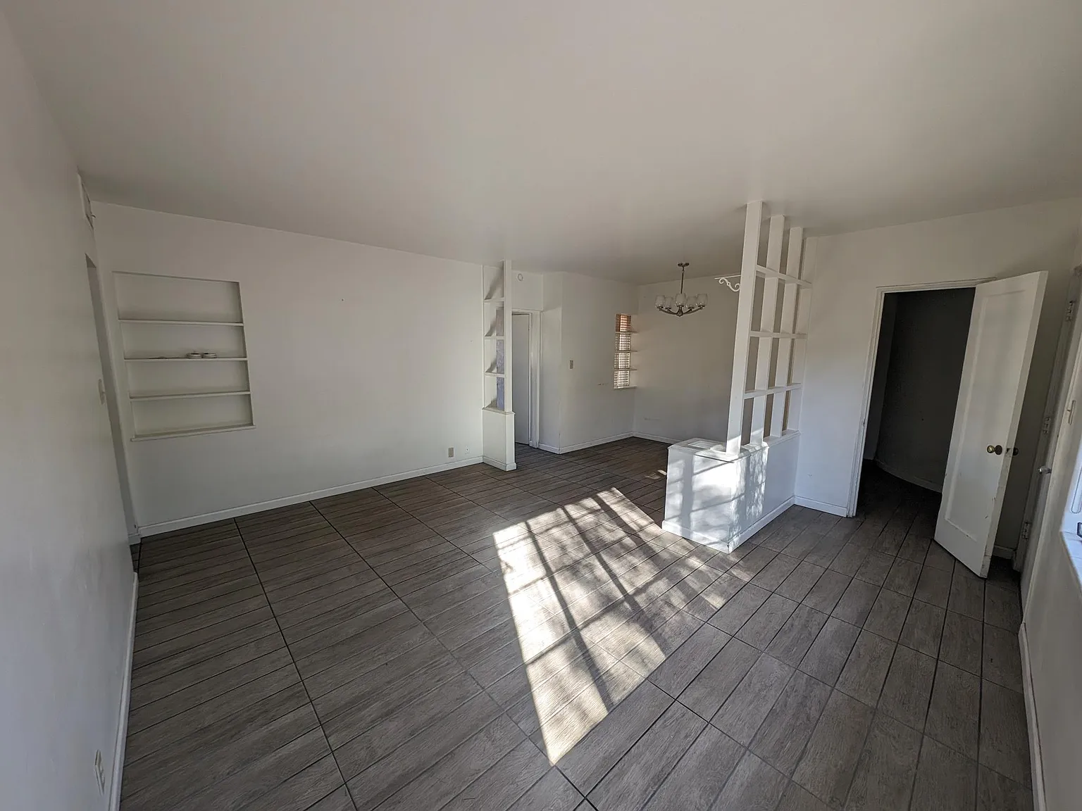 2 bed, 1000 sqft, $1,250 — Photo 1