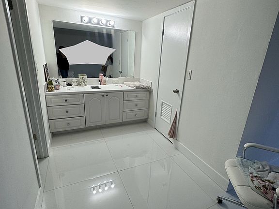 4th image of 9210 Fontainebleau Blvd APT 207