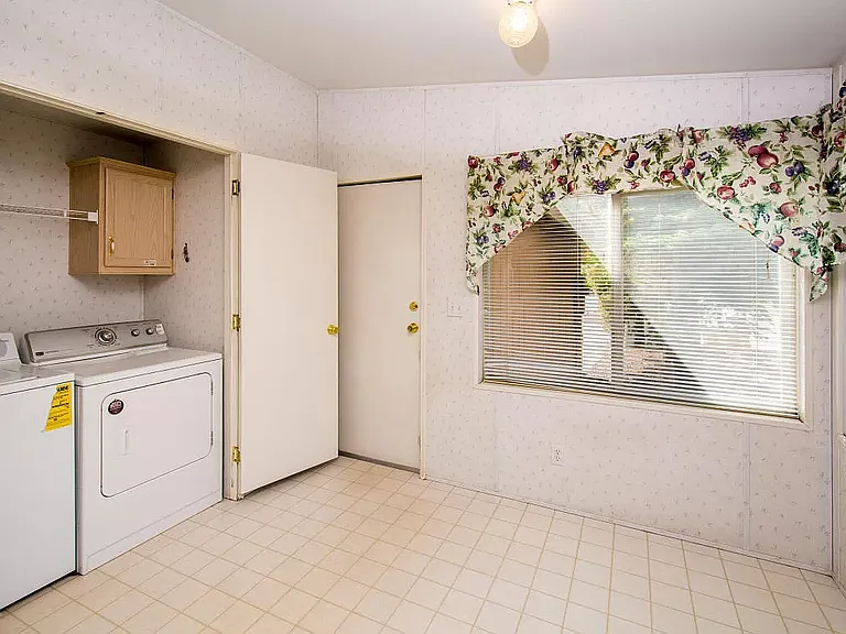4850 E Lowell Dr — Photo 7
