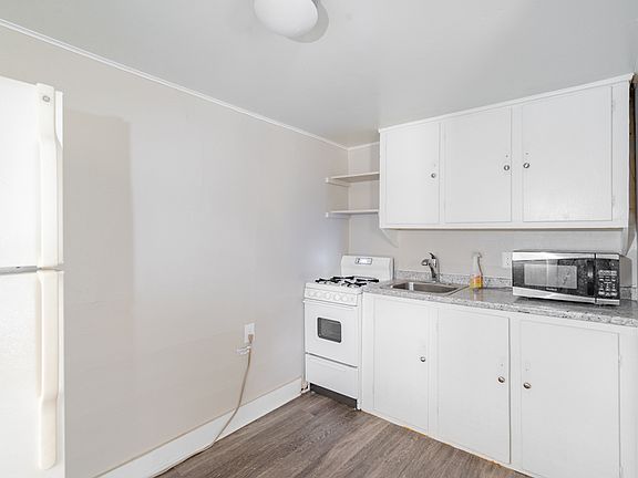 4th image of 501 W 2nd St