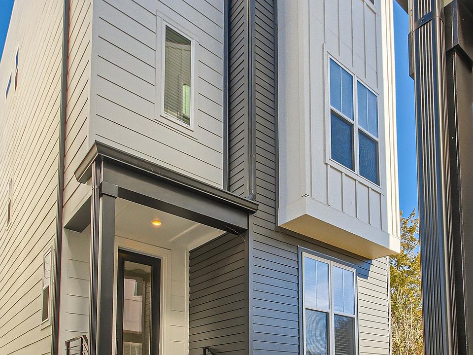 1st image of 407 Serenity Ln