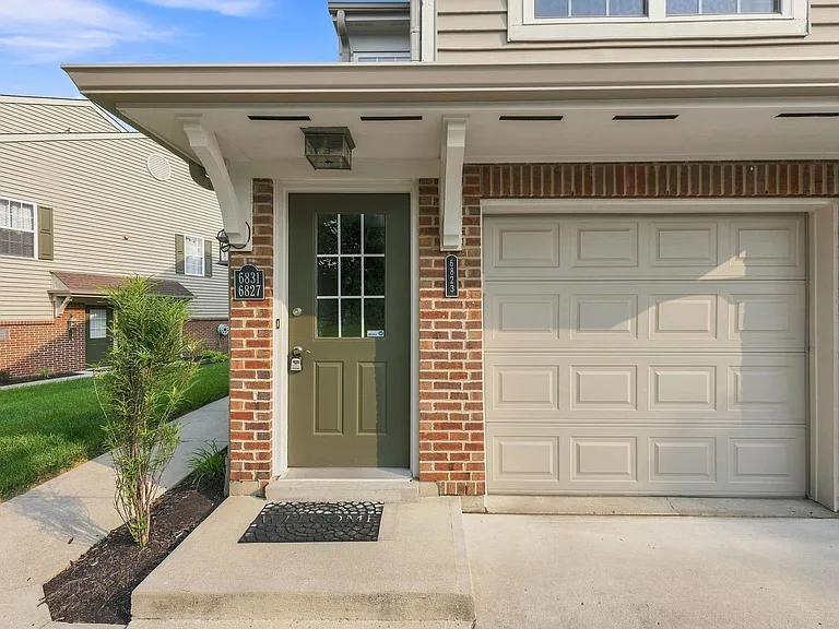 6823 Cloudscape Way — Photo 2