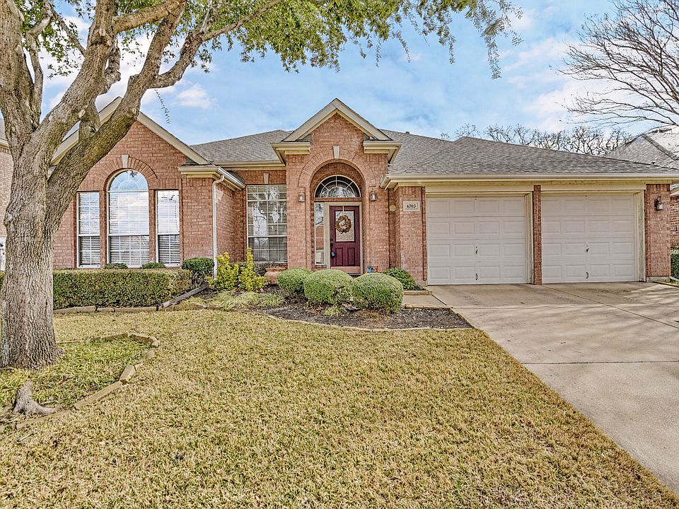 1st image of 6703 Forest Park Dr