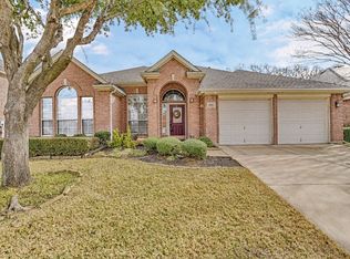 6703 Forest Park Dr, Arlington, TX 76001