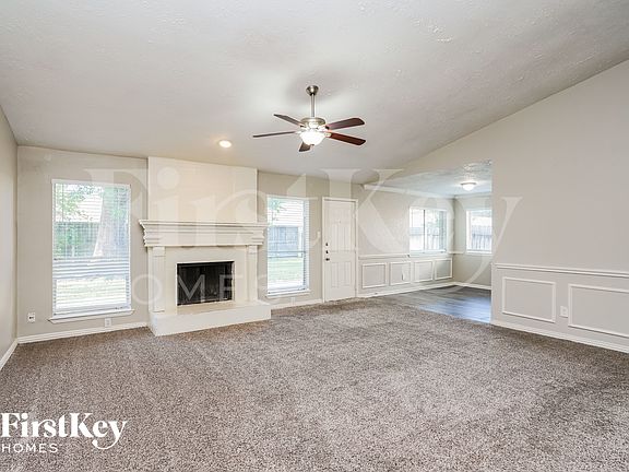 2nd image of 16950 Nicole Ln