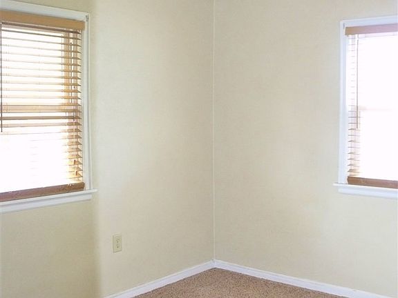 5th image of 1731 10th Ave