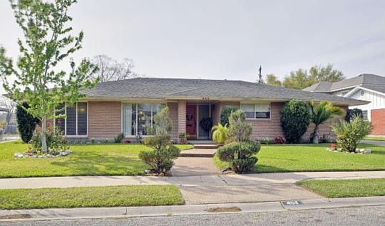 1st image of 454 Sheridan Dr