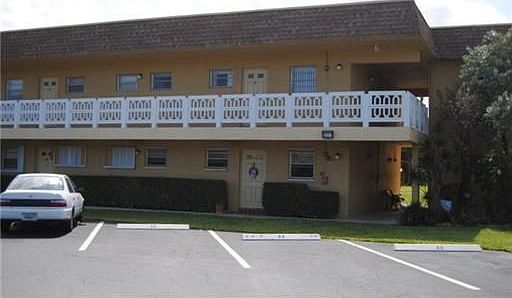 1st image of 5130 SW 40th Ave APT 29B