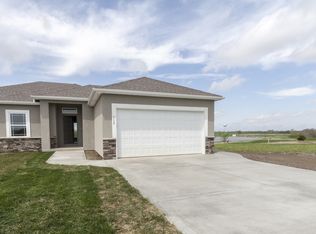 712 Salem Rd, Excelsior Springs, MO 64024