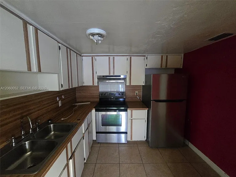1795 NW 85th St — Photo 7