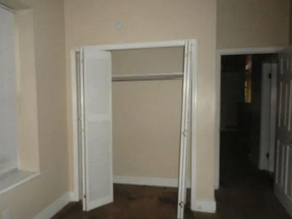 3rd image of 4227 Shenandoah Ave #2
