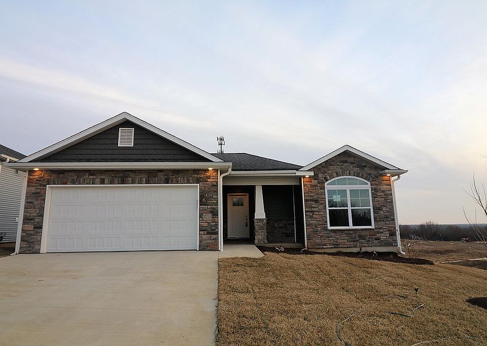 1st image of 4219 W Posey Ln