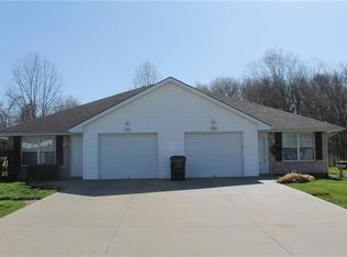 2814 NW Mill Pl, Blue Springs, MO 64015