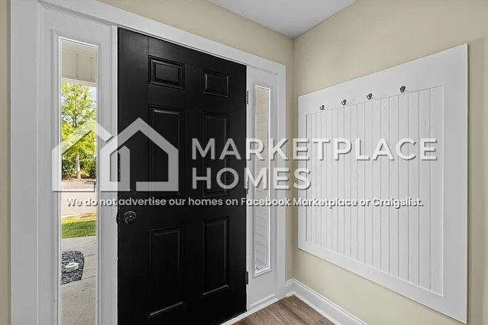 3 bed, 2.5 bath, 1600 sqft, $1,695 — Photo 3
