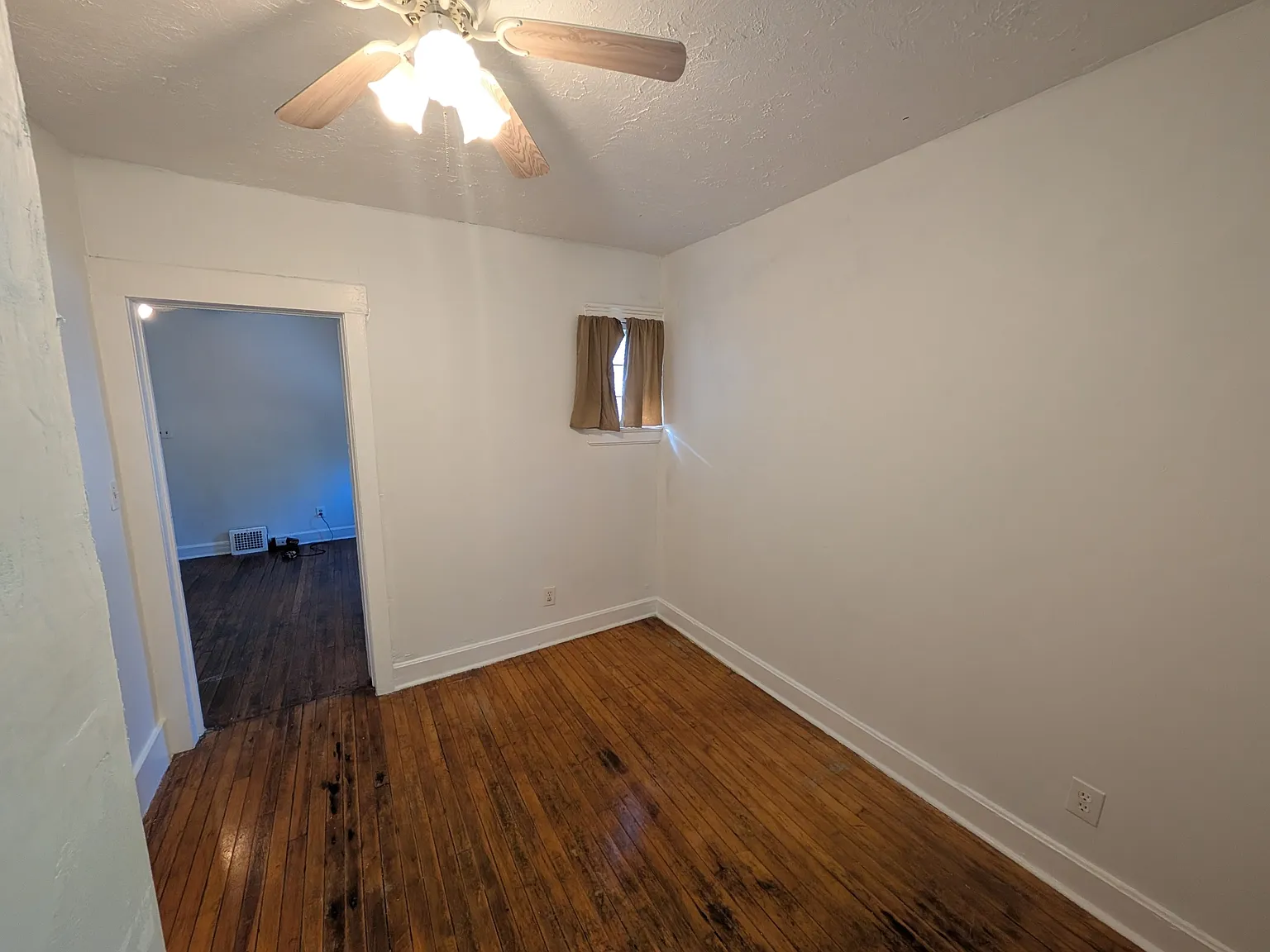 9302 Denison Avenue Cleveland OH 44102 — Photo 4