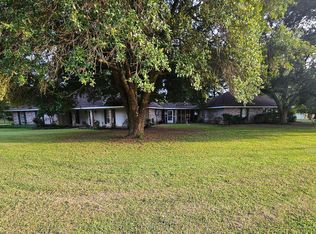 1343 Holly Dr, Slaughter, LA 70777