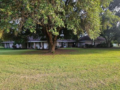 1343 Holly Dr, Slaughter, LA, 70777