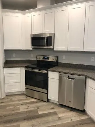 531 Sunset Ave NE #B — Photo 6