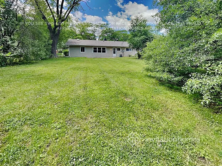 1875 N Newport Rd — Photo 18