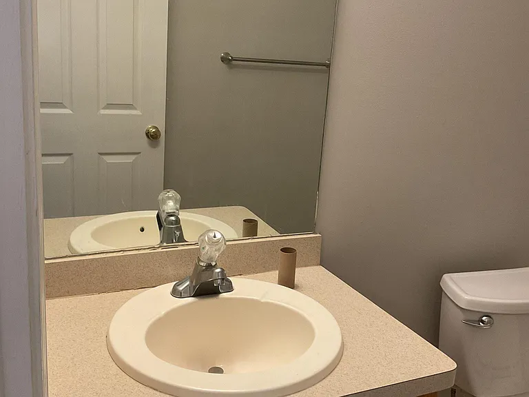 123 Westchester Cir — Photo 34