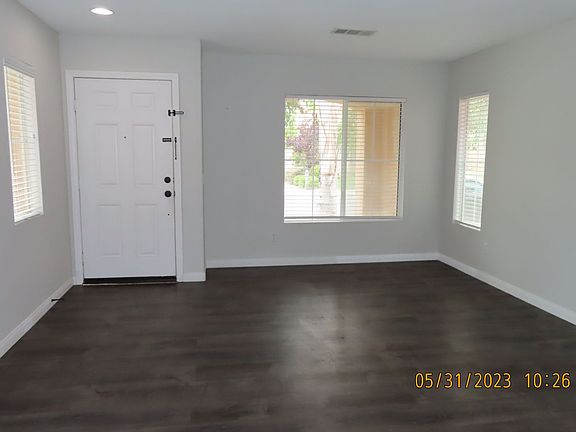 3rd image of 25960 Marco Polo St