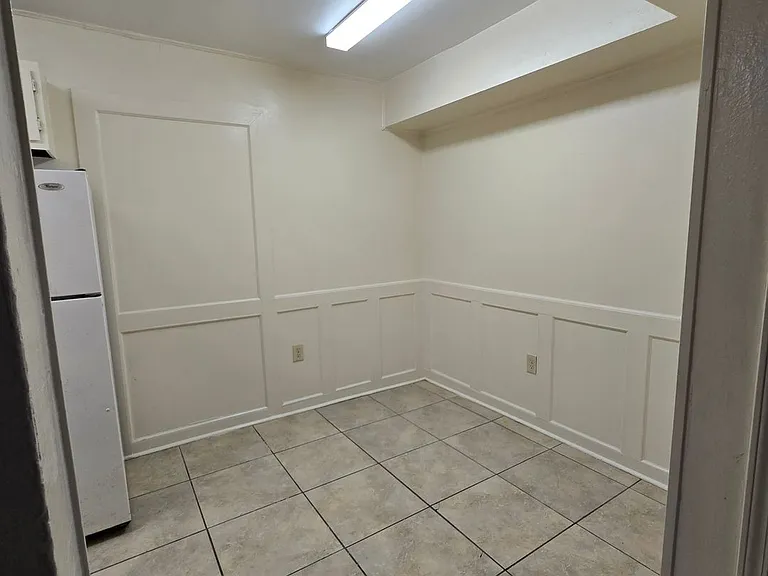 8556 Leake Ave #A-D — Photo 10