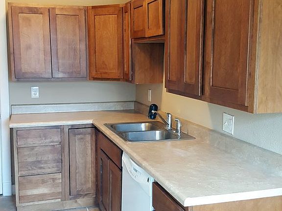 2nd image of 1109 W 26th St