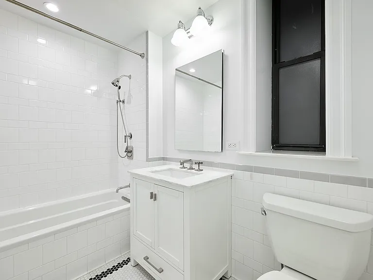 120 Riverside Dr #4W — Photo 8