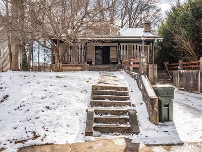 263 Robbins Ave, Newington, CT, 06111